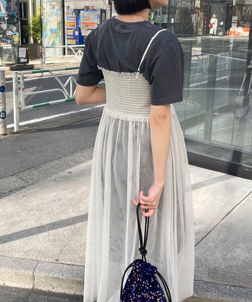 fredy emue(フレディエミュ)の「チュールレイヤードキャミワンピース(ワンピース・レディース・ブラック/アイボリー・38)」の7枚目の写真