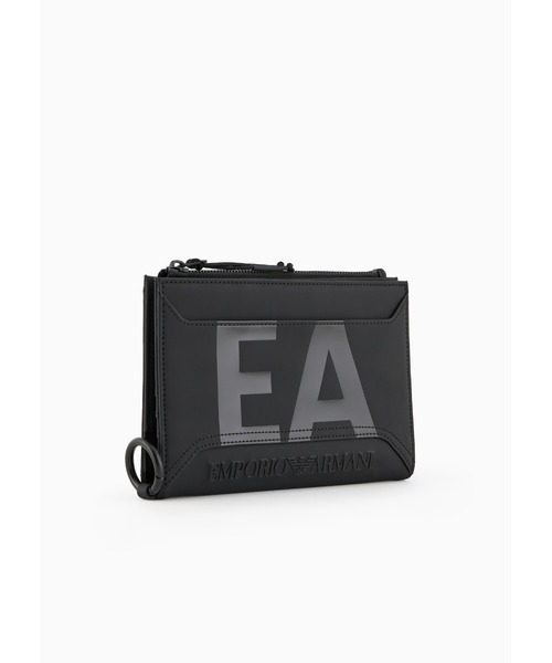 EMPORIO ARMANI（エンポリオアルマーニ）の「【エンポリオ アルマーニ】テックケース ラバー仕上げ オーバーサイズEAロゴ（その他小物・メンズ・ブラック・FREE）」の2枚目の写真