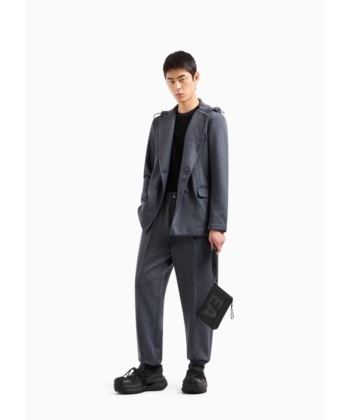 EMPORIO ARMANI（エンポリオアルマーニ）の「【エンポリオ アルマーニ】テックケース ラバー仕上げ オーバーサイズEAロゴ（その他小物・メンズ・ブラック・FREE）」の6枚目の写真