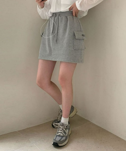 BEIDELLI（ベイデリー）の「[BELLIDE MADE] トレーニングポケットスウェットカーゴミニスカート（スカート・レディース・グレー/ネイビー/カーキ/ピンク・FREE）」の20枚目の写真