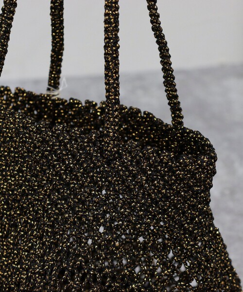 The Bagmati（ザバグマティ）の「【BAGMATI/バグマティ】ラメ混コードラウンドバッグ（ショルダーバッグ・レディース・ブラック/ゴールド・FREE）」の18枚目の写真