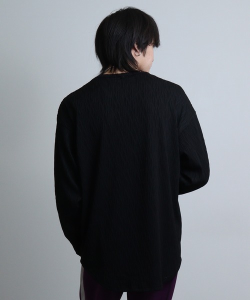REGIEVO(レジエボ)の「REGIEVO 裾ラウンドロンTネックレス付き(Tシャツ/カットソー・メンズ・ホワイト/ブラック・L/M)」の10枚目の写真