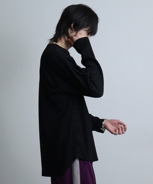 REGIEVO(レジエボ)の「REGIEVO 裾ラウンドロンTネックレス付き(Tシャツ/カットソー・メンズ・ホワイト/ブラック・L/M)」の11枚目の写真