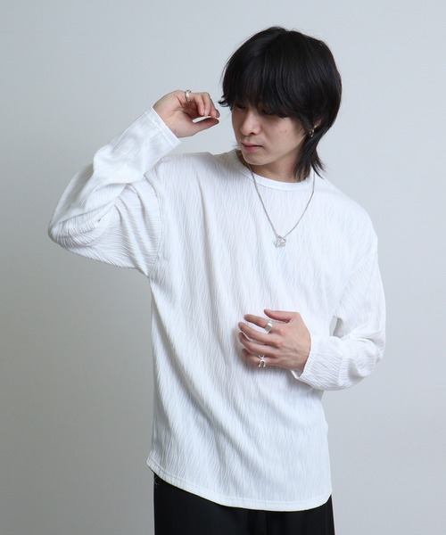 REGIEVO(レジエボ)の「REGIEVO 裾ラウンドロンTネックレス付き(Tシャツ/カットソー・メンズ・ホワイト/ブラック・L/M)」の3枚目の写真