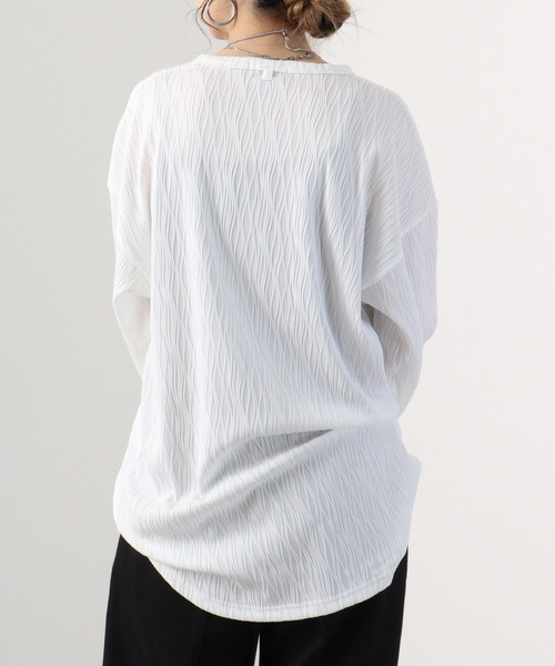 REGIEVO(レジエボ)の「REGIEVO 裾ラウンドロンTネックレス付き(Tシャツ/カットソー・メンズ・ホワイト/ブラック・L/M)」の17枚目の写真