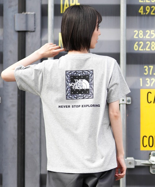 THE NORTH FACE（ザノースフェイス）の「THE NORTH FACE/ザ・ノース・フェイス 半袖 Tシャツ ショートスリーブバンダナスクエアロゴティー NTW32446（Tシャツ/カットソー・レディース・パープル/ホワイト/ブラック/グレイッシュブルー/ローズ/ネイビー/ミックスグレー・S/M/L/XL）」の17枚目の写真