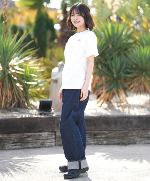 THE NORTH FACE（ザノースフェイス）の「THE NORTH FACE/ザ・ノース・フェイス 半袖 Tシャツ ショートスリーブバンダナスクエアロゴティー NTW32446（Tシャツ/カットソー・レディース・パープル/ホワイト/ブラック/グレイッシュブルー/ローズ/ネイビー/ミックスグレー・S/M/L/XL）」の12枚目の写真