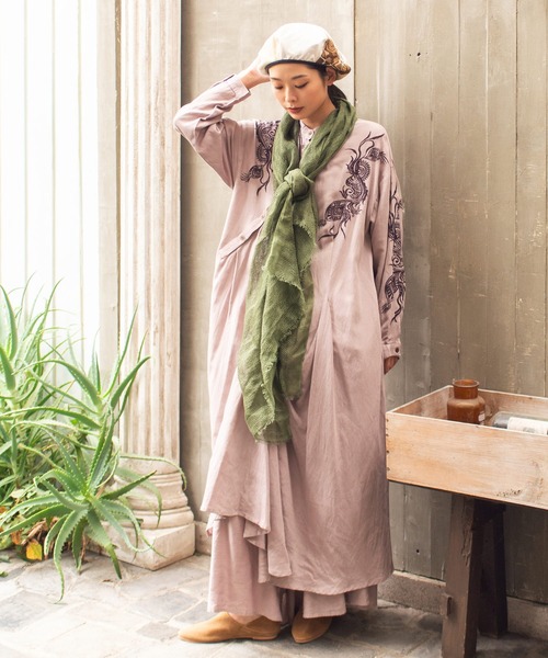 チャイハネ(チャイハネ)の「【チャイハネ】リネダンストール(ストール/ショール・レディース・カーキ/ナチュラル/ネイビー・FREE)」の9枚目の写真