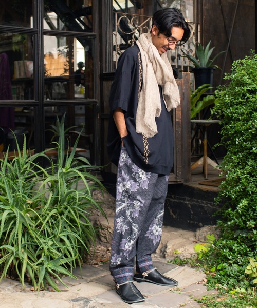 チャイハネ(チャイハネ)の「【チャイハネ】リネダンストール(ストール/ショール・レディース・カーキ/ナチュラル/ネイビー・FREE)」の6枚目の写真