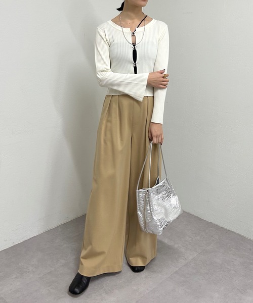 SHENERY（シーナリー）の「2WAYショートニット（ニット/セーター・レディース・ブラック/オフホワイト/ブルー/オレンジ・FREE）」の14枚目の写真