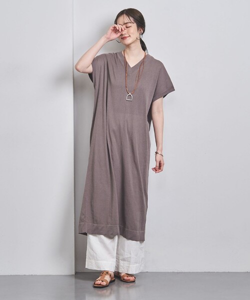 UNITED ARROWS(ユナイテッドアローズ)の「ファイン ペーパー カフタン ワンピース(ワンピース・レディース・ブラック/オフホワイト/モカ・FREE)」の1枚目の写真