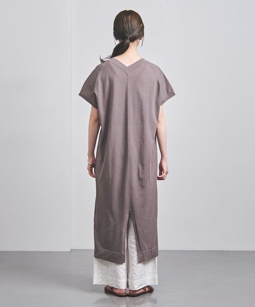 UNITED ARROWS(ユナイテッドアローズ)の「ファイン ペーパー カフタン ワンピース(ワンピース・レディース・ブラック/オフホワイト/モカ・FREE)」の15枚目の写真