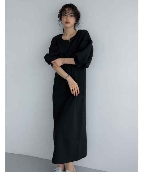 Re:EDIT（リエディ）の「[低身長サイズ有][イージーケア]2WAYダンボールハートネックパフスリーブナローワンピース（ワンピース・レディース・ブラック/アイボリー・SHORT/MEDIUM/LARGE）」の7枚目の写真