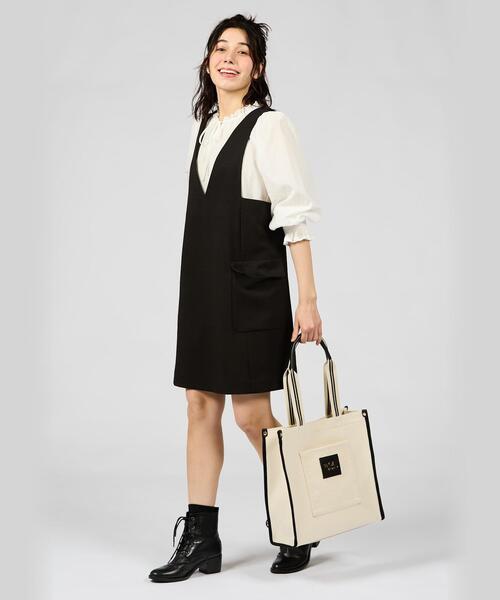 To b. by agnes b.（トゥービーバイアニエスベー）の「WV97 SAC