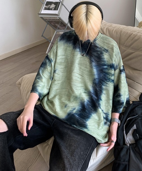 neos(ネオス)の「【FVLMEN】wave emboss border gradation tie dye tee/ウェーブ エンボス ボーダー グラデーション タイダイ T(Tシャツ/カットソー・メンズ・グリーン/ネイビー・X-LARGE/LARGE/MEDIUM)」の2枚目の写真