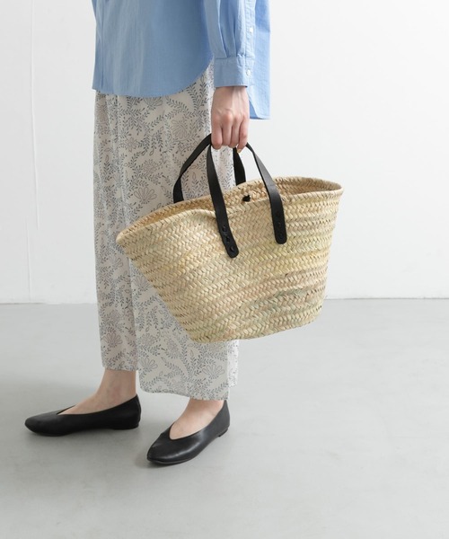 URBAN RESEARCH DOORS（アーバンリサーチドアーズ）の「アフリカンスクエア　かごバッグS（かごバッグ・レディース・ライトブラウン/ブラック・FREE）」の6枚目の写真