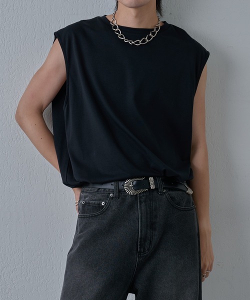 COLONY 2139(コロニートゥーワンスリーナイン)の「スマート変形ノースリーブT(Tシャツ/カットソー・メンズ・ホワイト/ブラック・MEDIUM/LARGE)」の2枚目の写真