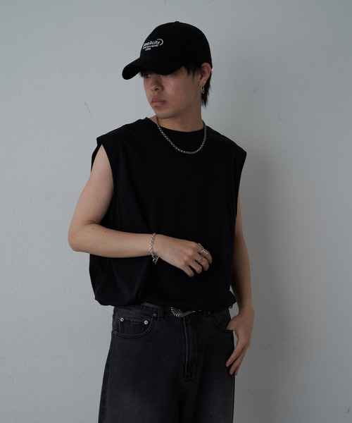 COLONY 2139(コロニートゥーワンスリーナイン)の「スマート変形ノースリーブT(Tシャツ/カットソー・メンズ・ホワイト/ブラック・MEDIUM/LARGE)」の14枚目の写真