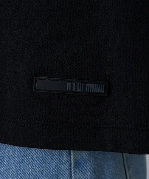 COLONY 2139(コロニートゥーワンスリーナイン)の「スマート変形ノースリーブT(Tシャツ/カットソー・メンズ・ホワイト/ブラック・MEDIUM/LARGE)」の3枚目の写真