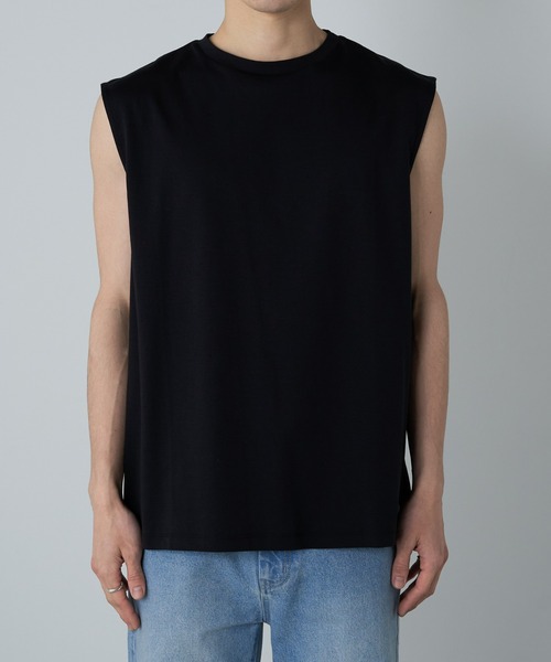 COLONY 2139(コロニートゥーワンスリーナイン)の「スマート変形ノースリーブT(Tシャツ/カットソー・メンズ・ホワイト/ブラック・MEDIUM/LARGE)」の9枚目の写真