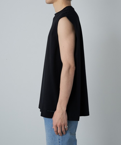 COLONY 2139(コロニートゥーワンスリーナイン)の「スマート変形ノースリーブT(Tシャツ/カットソー・メンズ・ホワイト/ブラック・MEDIUM/LARGE)」の8枚目の写真