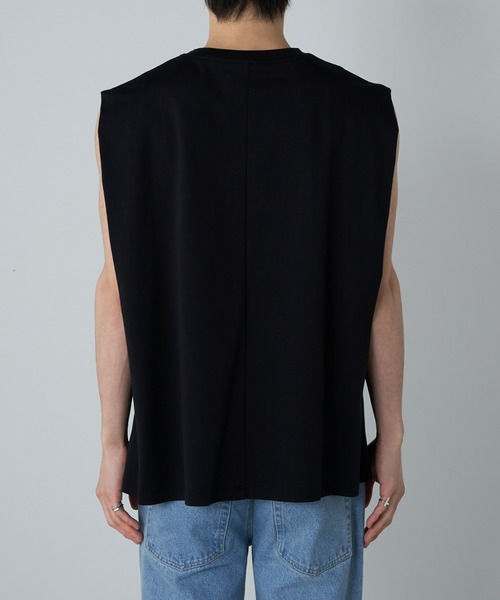 COLONY 2139(コロニートゥーワンスリーナイン)の「スマート変形ノースリーブT(Tシャツ/カットソー・メンズ・ホワイト/ブラック・MEDIUM/LARGE)」の7枚目の写真