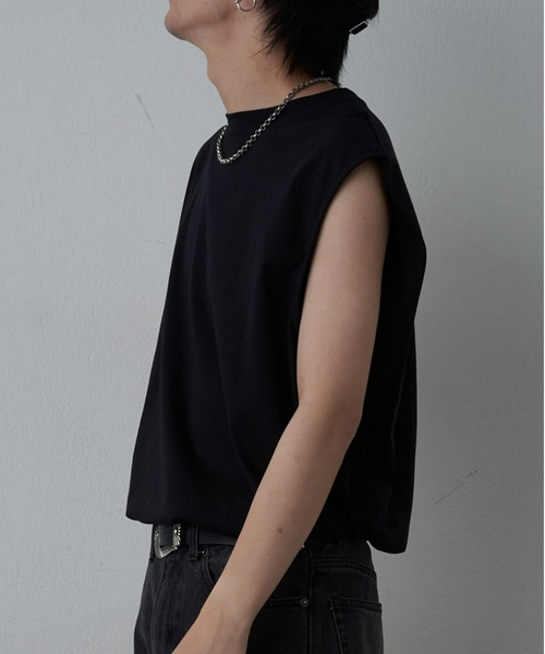 COLONY 2139(コロニートゥーワンスリーナイン)の「スマート変形ノースリーブT(Tシャツ/カットソー・メンズ・ホワイト/ブラック・MEDIUM/LARGE)」の15枚目の写真