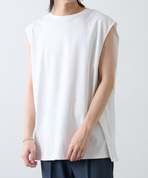 COLONY 2139(コロニートゥーワンスリーナイン)の「スマート変形ノースリーブT(Tシャツ/カットソー・メンズ・ホワイト/ブラック・MEDIUM/LARGE)」の20枚目の写真