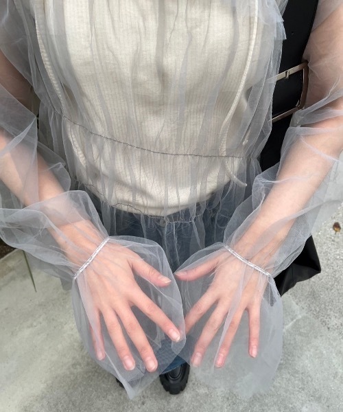nemne store(ネンネストア)の「【低身長サイズあり】シャーリングチュールチュニック(シャツ/ブラウス・レディース・グレー/アイボリー・MEDIUM/SMALL)」の9枚目の写真