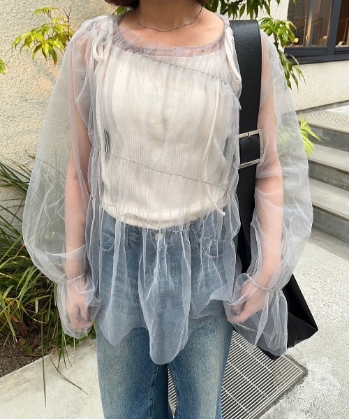 nemne store(ネンネストア)の「【低身長サイズあり】シャーリングチュールチュニック(シャツ/ブラウス・レディース・グレー/アイボリー・MEDIUM/SMALL)」の8枚目の写真