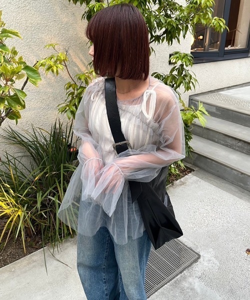 nemne store(ネンネストア)の「【低身長サイズあり】シャーリングチュールチュニック(シャツ/ブラウス・レディース・グレー/アイボリー・MEDIUM/SMALL)」の3枚目の写真