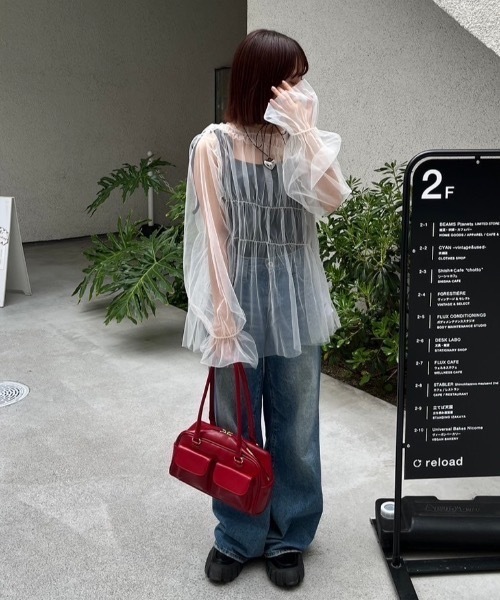 nemne store(ネンネストア)の「【低身長サイズあり】シャーリングチュールチュニック(シャツ/ブラウス・レディース・グレー/アイボリー・MEDIUM/SMALL)」の11枚目の写真