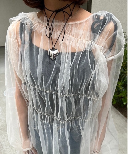 nemne store(ネンネストア)の「【低身長サイズあり】シャーリングチュールチュニック(シャツ/ブラウス・レディース・グレー/アイボリー・MEDIUM/SMALL)」の16枚目の写真