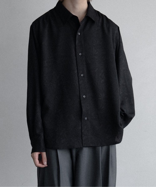 CASPER JOHN(キャスパージョン)の「Various loose shirts -flower jacquard-/バリアスルーズシャツ -フラワージャガード-(シャツ/ブラウス・メンズ・ネイビー/レッド/ブラック/アイボリー・LARGE/MEDIUM/SMALL/X-SMALL)」の3枚目の写真
