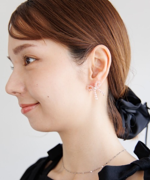 flower(フラワー)の「タイニービーズリボンピアス(ピアス(片耳用)・レディース・ピンク/クリア・FREE)」の3枚目の写真