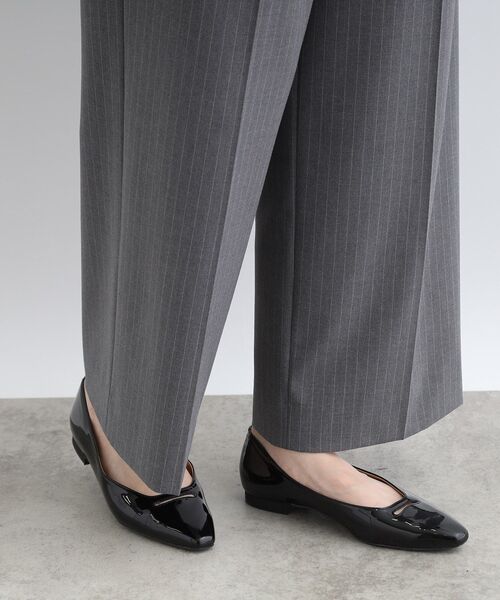 INDIVI（インディヴィ）の「◆【合皮】エナメルフラットパンプス（その他シューズ・レディース・ブラック/ブラウン系その他・25/35/45）」の8枚目の写真