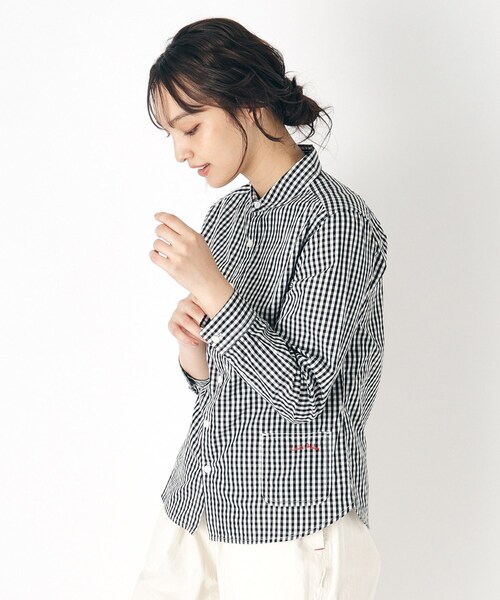 LAURA ASHLEY（ローラアシュレイ）の「【Lサイズあり／日本製／ワンマイルウエア】丸衿ロゴ刺しゅうシャツ（シャツ/ブラウス・レディース・ブルー系2/ブラック系1/グレー系1・38/40）」の5枚目の写真