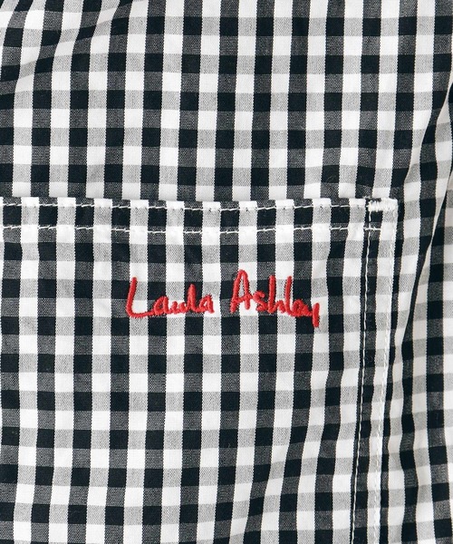 LAURA ASHLEY（ローラアシュレイ）の「【Lサイズあり／日本製／ワンマイルウエア】丸衿ロゴ刺しゅうシャツ（シャツ/ブラウス・レディース・ブルー系2/ブラック系1/グレー系1・38/40）」の7枚目の写真