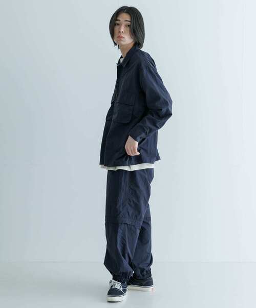 URBAN RESEARCH（アーバンリサーチ）の「ナイロンタッサーワークシャツ（シャツ/ブラウス・メンズ・ネイビー/ブラック・MEDIUM/LARGE）」の5枚目の写真