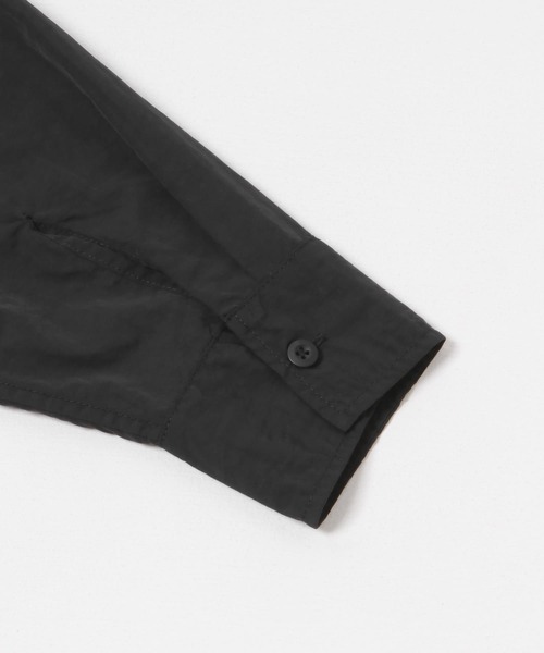 URBAN RESEARCH（アーバンリサーチ）の「ナイロンタッサーワークシャツ（シャツ/ブラウス・メンズ・ネイビー/ブラック・MEDIUM/LARGE）」の11枚目の写真