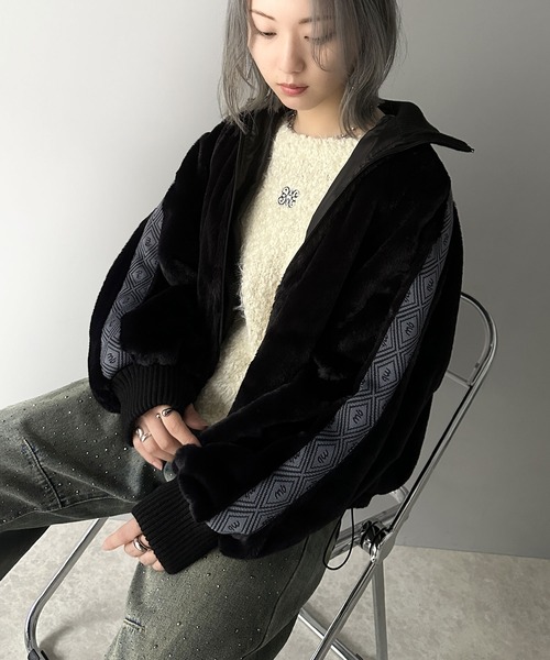 mily bilet(ミウィビレット)の「【mily bilet】上質な肌触り、スタイリッシュアウター。ジャガードテープ使いドロスト付き指穴シャギーファーブルゾン(ブルゾン・レディース・グレイッシュベージュ/ブラック/ベージュ系その他・X-LARGE/SMALL/MEDIUM/LARGE)」の6枚目の写真