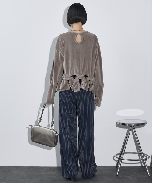 THE YOn（ザヨン）の「ダブルウエストピンストライプタックパンツ（その他パンツ・レディース・チャコールグレー/ネイビー/グレイッシュベージュ・S/M）」の11枚目の写真