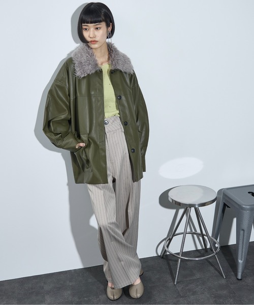 THE YOn（ザヨン）の「ダブルウエストピンストライプタックパンツ（その他パンツ・レディース・チャコールグレー/ネイビー/グレイッシュベージュ・S/M）」の22枚目の写真