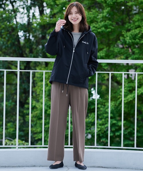 Arnold Palmer（アーノルドパーマー）の「アンブレラ スペック シェア フードジャケット（ブルゾン・レディース・ブラック/ベージュ・XS/S/M/L/LL）」の20枚目の写真