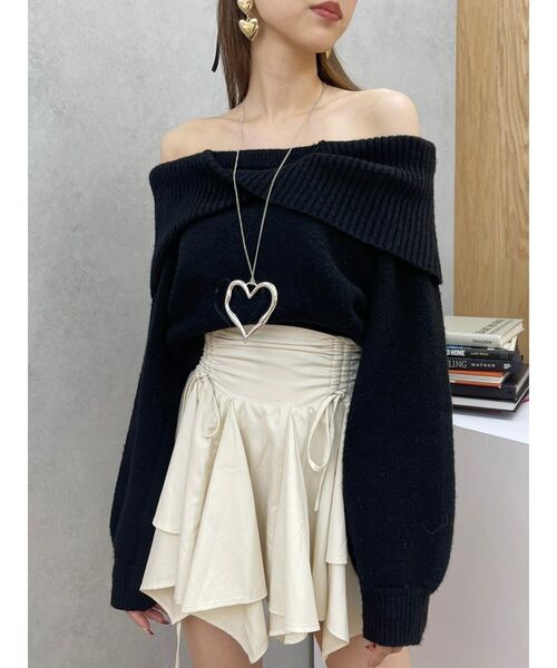 EVRIS（エヴリス）の「ツイストオフショルダーニットトップス（ニット/セーター・レディース・グレー/ブラック/レッド・FREE）」の14枚目の写真