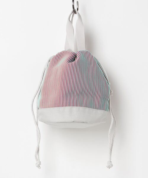 GREGORY（グレゴリー）の「チンチバッグM イルミナス CINCH BAG M ILLUMINUS マルチカラー（ハンドバッグ・レディース・マルチ・ONE SIZE）」の2枚目の写真