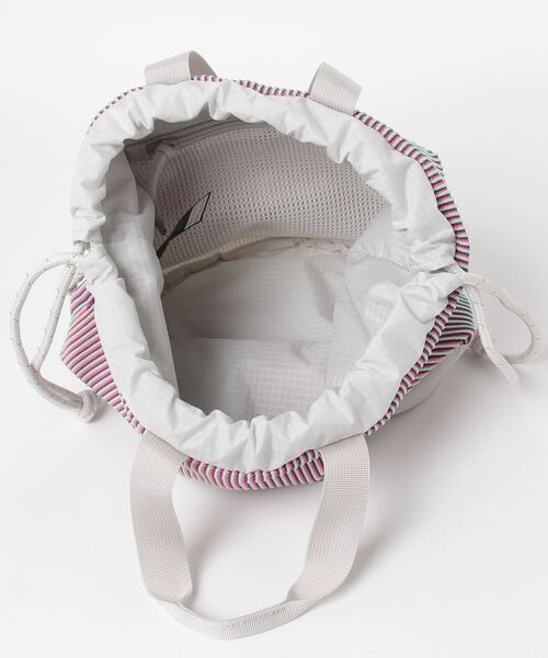 GREGORY（グレゴリー）の「チンチバッグM イルミナス CINCH BAG M ILLUMINUS マルチカラー（ハンドバッグ・レディース・マルチ・ONE SIZE）」の4枚目の写真