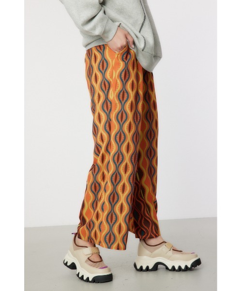 RODEO CROWNS WIDE BOWL（ロデオクラウンズワイドボウル）の「Variation リラックスパンツ（その他パンツ・レディース・イエロー系その他/ホワイト系その他/レッド系その他/グリーン系その他・FREE）」の19枚目の写真