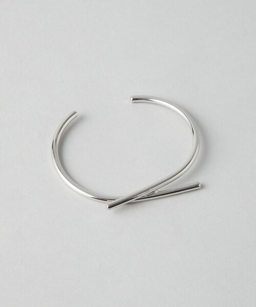 CITEN（シテン）の「＜CITEN＞  クロスライン バングル（バングル/リストバンド・レディース・シルバー/ゴールド・FREE）」の7枚目の写真