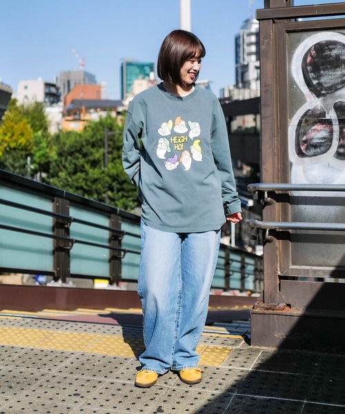 Disney(ディズニー)の「【DISNEY/ディズニー】「ピーター・パン」「7人のこびと」パウダーブリーチ加工 ビッグシルエットロンT ドロップショルダー オーバーサイズ ヴィンテージ加工(Tシャツ/カットソー・メンズ・グレー系その他/グレー系その他2/ブルー系その他/グリーン系その他2・MEDIUM/LARGE)」の15枚目の写真
